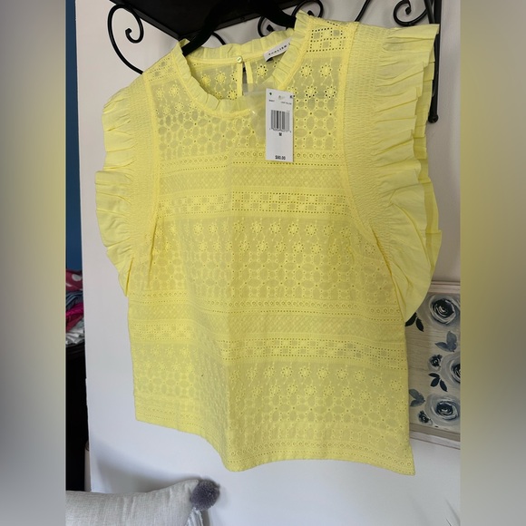 English Factory Tops - English Factory Yellow Lace Eyelet Blouse Ruffle Sleeves keyhole opening NWT